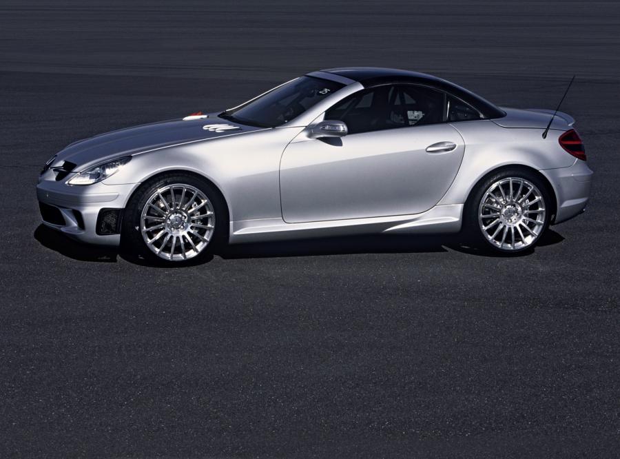  Mercedes-Benz SLK55 AMG 2005 года  (фото 21 из 96)